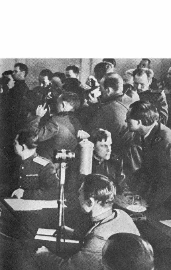 Георгий Жуков - Воспоминания и размышления, в трех томах, том 3 - Страница № 253 Георгий Жуков - Воспоминания и размышления, в трех томах, том 3 - Страница № 253