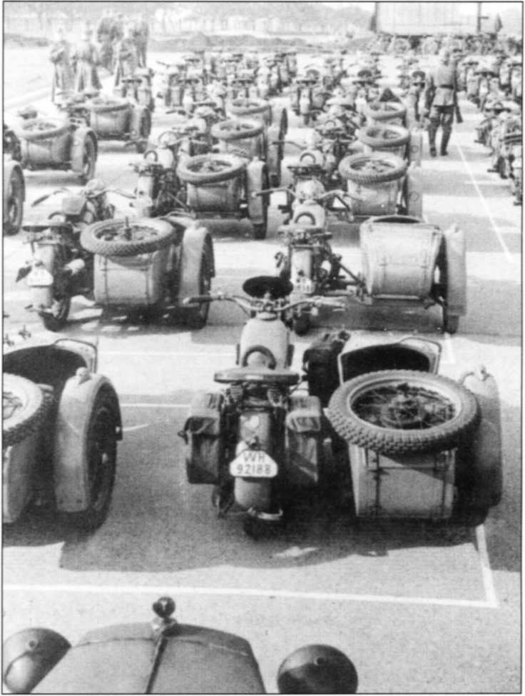 Мотоциклы Вермахта. Военное фото. Иллюстрация 152