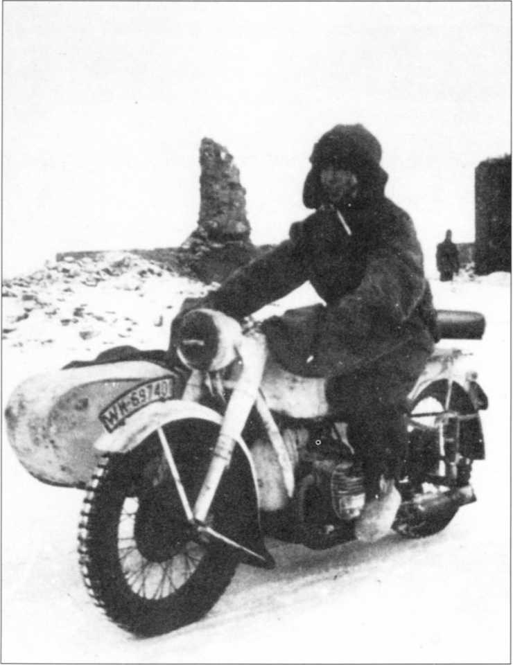 Мотоциклы Вермахта. Военное фото. Иллюстрация 171